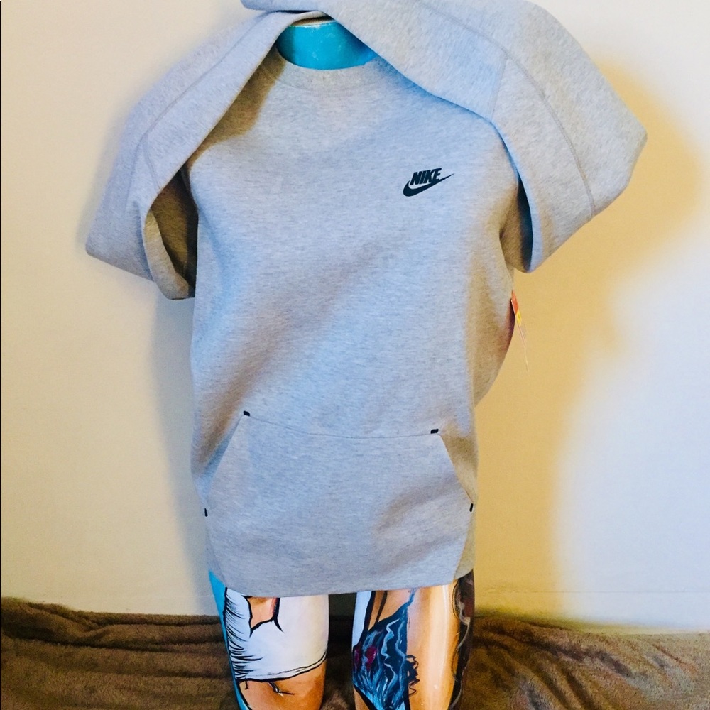 SOLD-NIKE TECH FLEECE CREW PULLOVER SWEATSHIRT - Picture 6 of 8